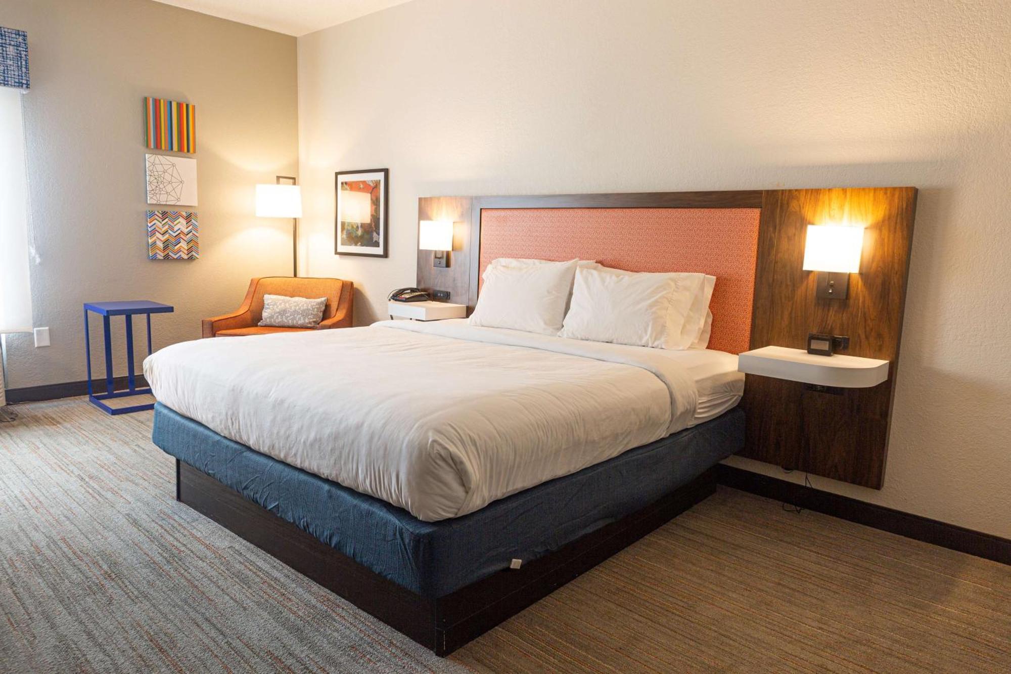 Hampton Atlanta/peachtree 3*