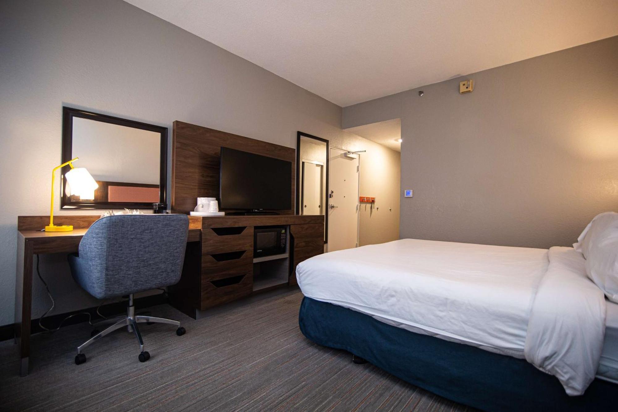 Hotel Hampton Atlanta/peachtree 3*