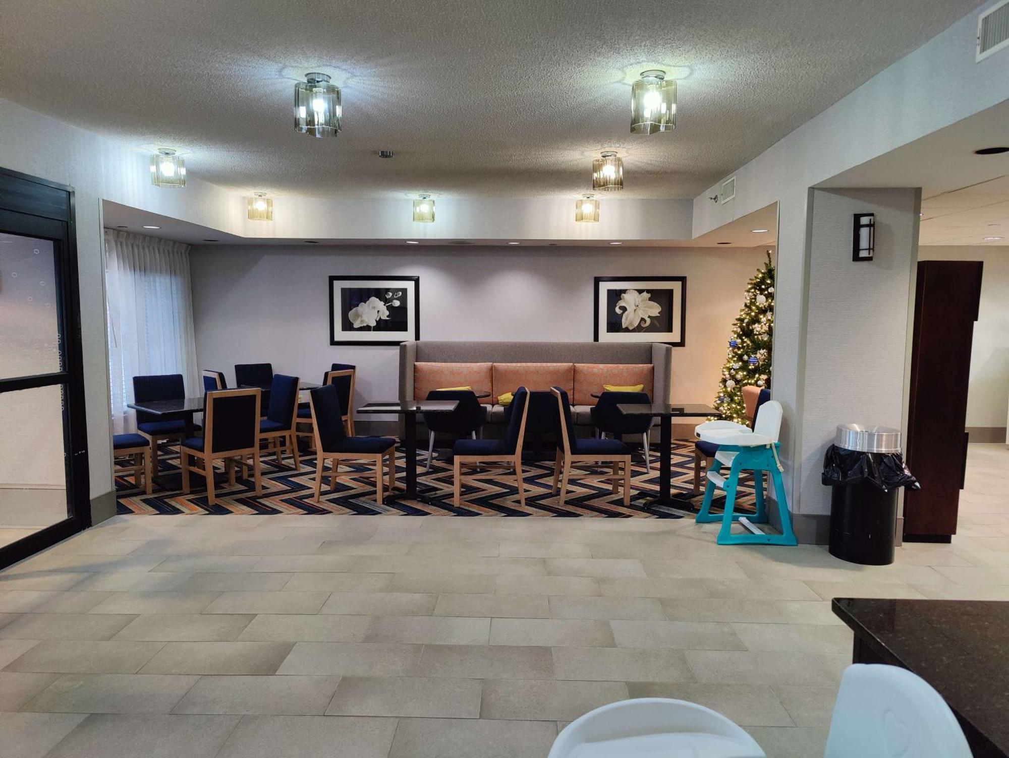 Hotel Hampton Atlanta/peachtree 3*